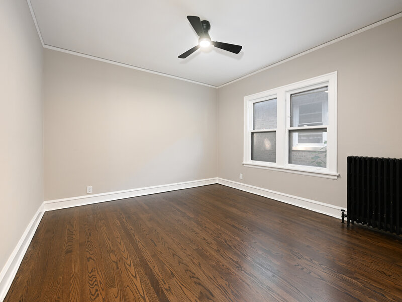 2619 W Farwell Avenue Chicago IL 60645