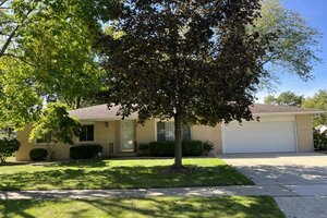 Photo of 207 Illini Drive Minooka IL 60447