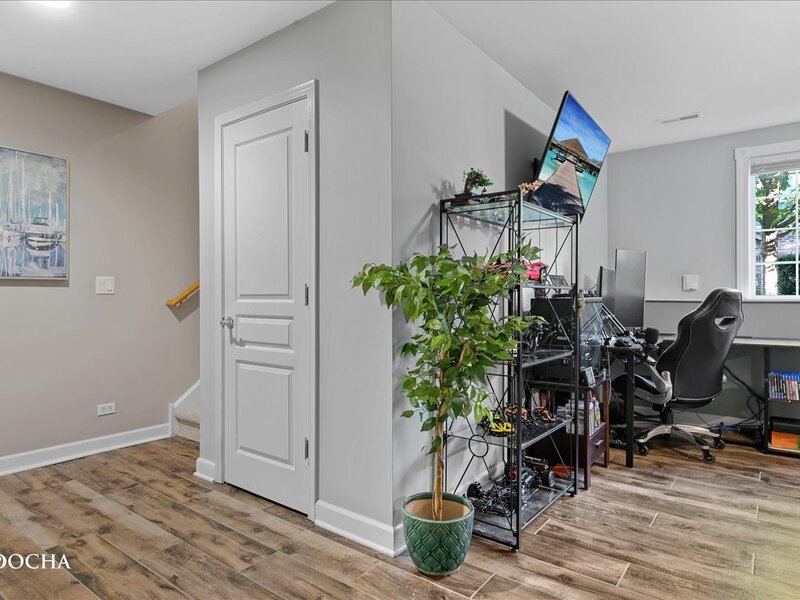234 Devoe Drive Oswego IL 60543
