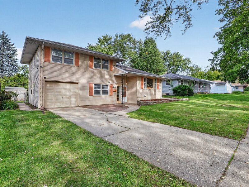 3804 Seward Avenue Rockford IL 61108