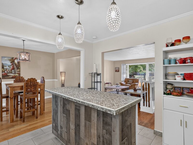 3804 Seward Avenue Rockford IL 61108