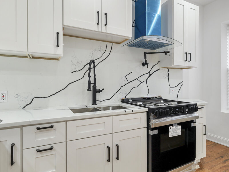 6845 S Saint Lawrence Avenue Chicago IL 60637