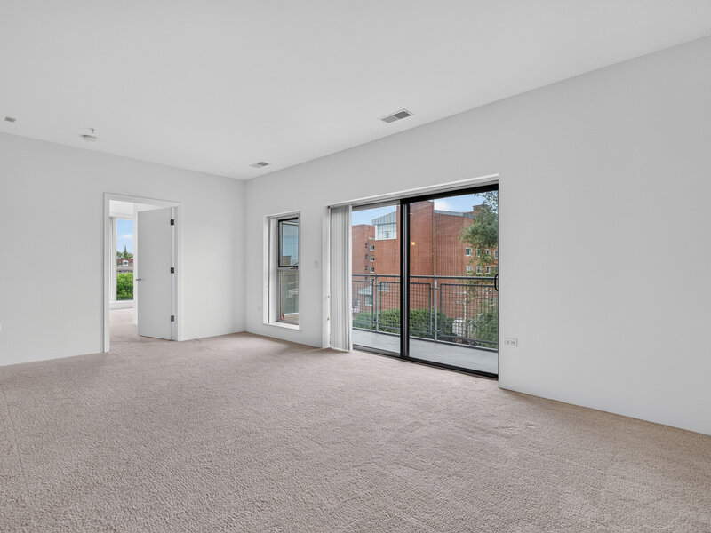 1572 Maple Avenue Evanston IL 60201