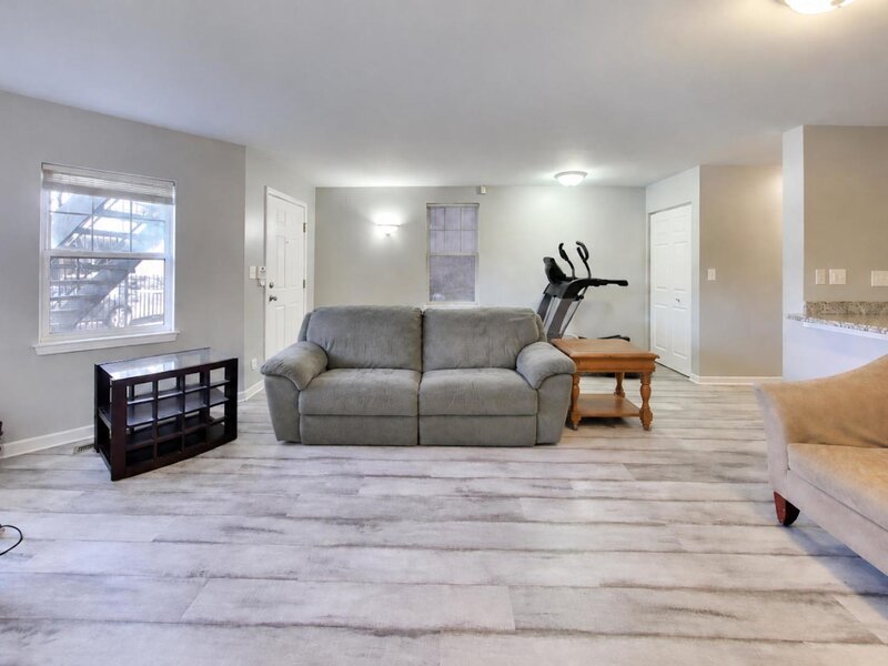 651 W Division Street Chicago IL 60610