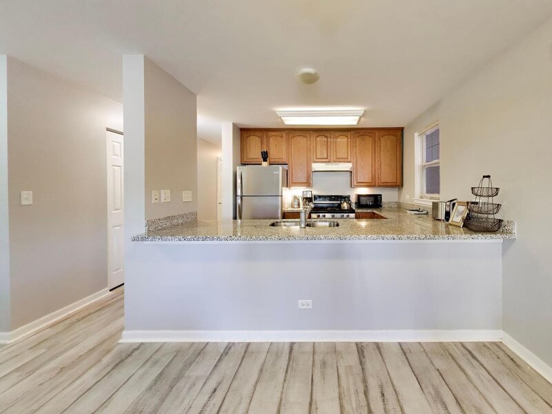 651 W Division Street Chicago IL 60610