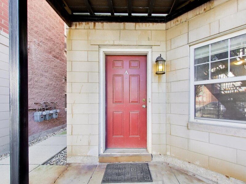 651 W Division Street Chicago IL 60610