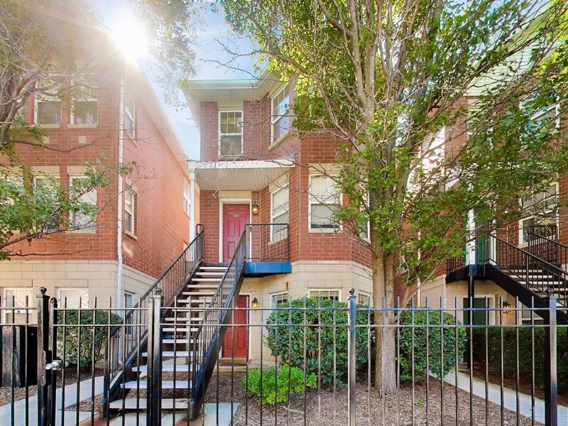 651 W Division Street Chicago IL 60610