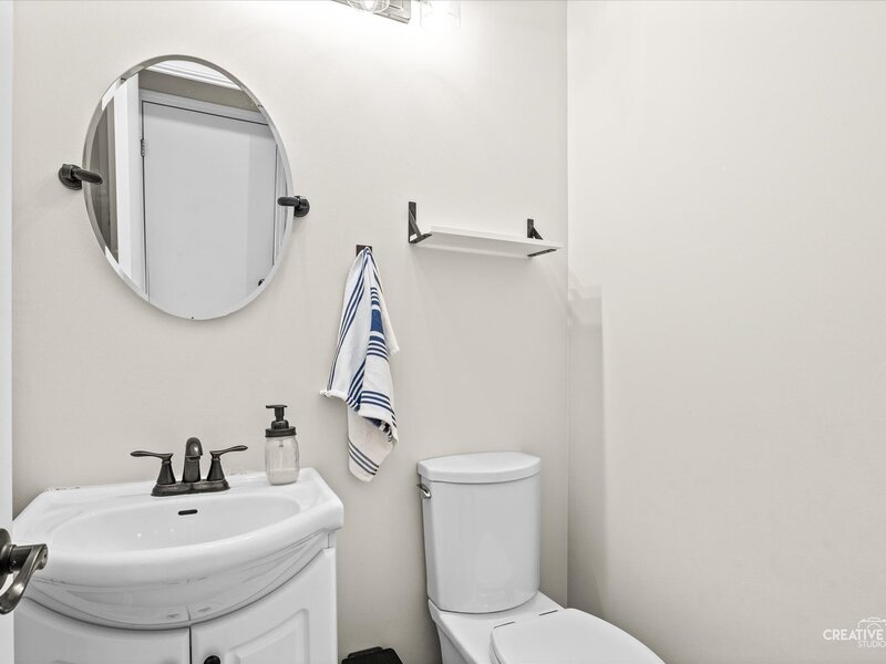 659 Glacier Trail Roselle IL 60172
