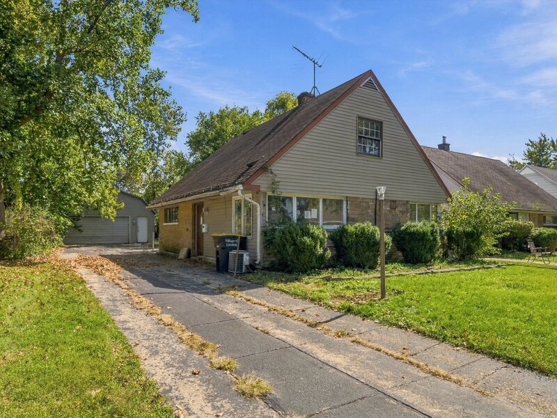 17143 Ridgewood Avenue Lansing IL 60438