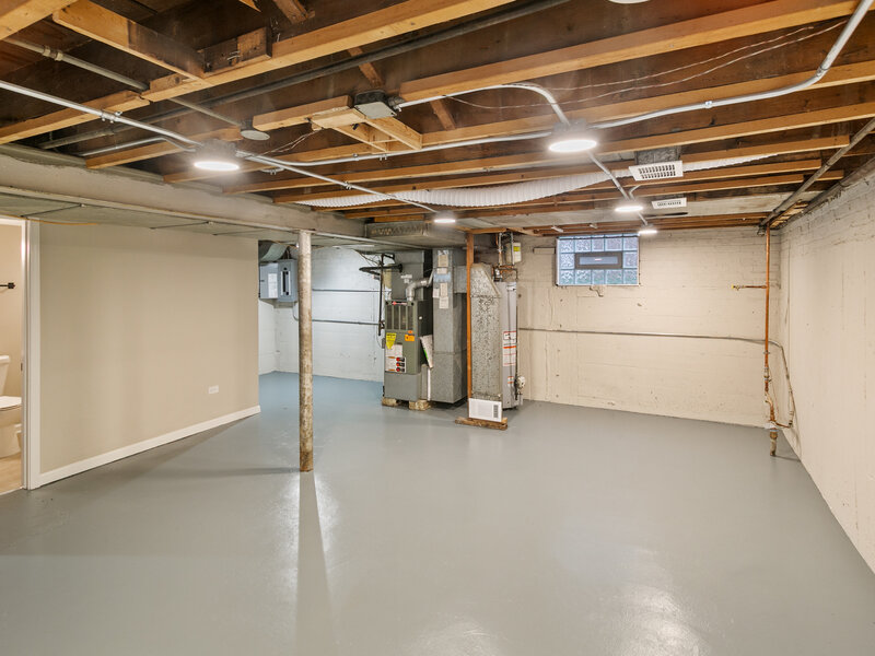 5320 S Oak Park Avenue Chicago IL 60638
