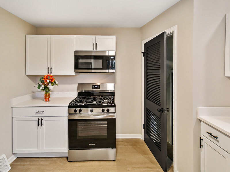 5320 S Oak Park Avenue Chicago IL 60638
