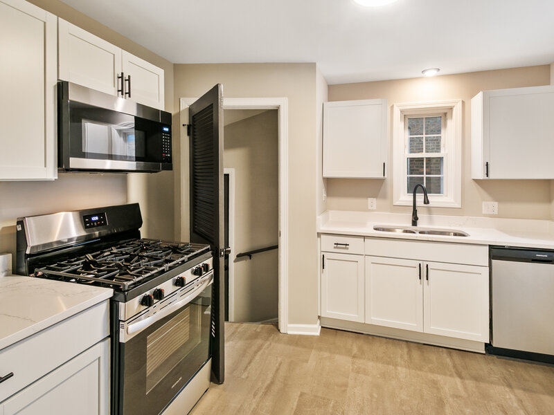 5320 S Oak Park Avenue Chicago IL 60638