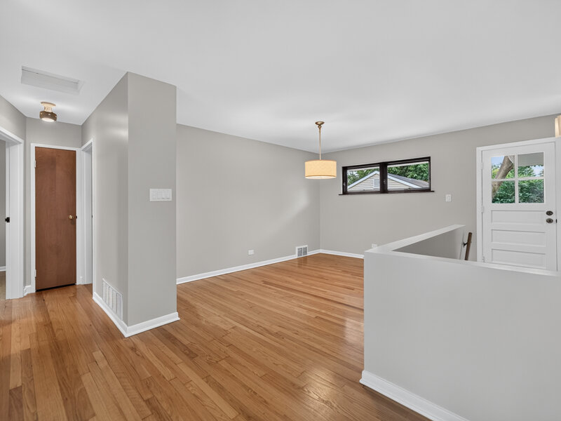 392 Windsor Avenue Glen Ellyn IL 60137