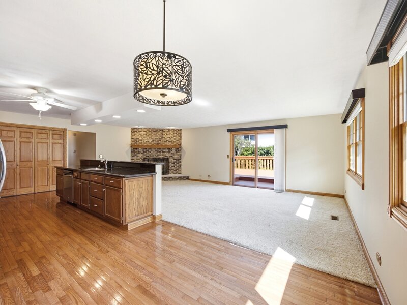 2122 Sherborn Lane Schaumburg IL 60193