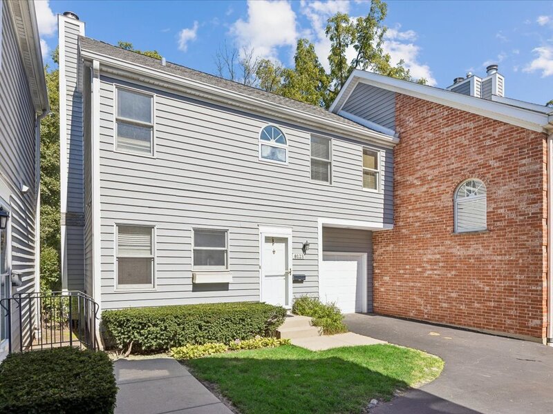 812 Chestnut Street Deerfield IL 60015