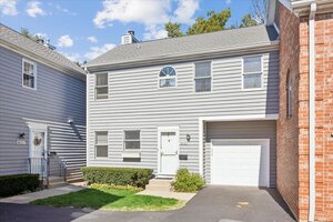 Photo of 812 Chestnut Street Deerfield IL 60015