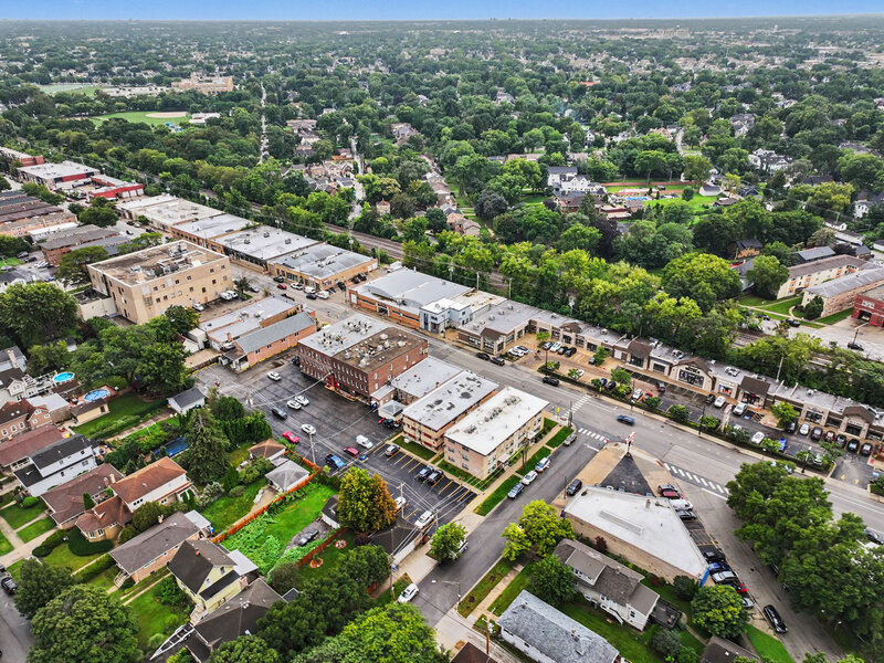 6043 N Northwest Highway Chicago IL 60631