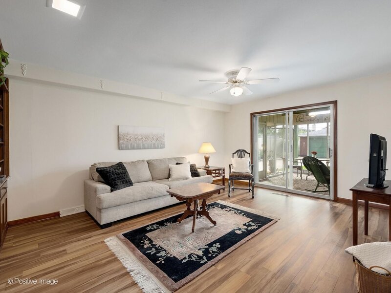 4613 W 105th Street Oak Lawn IL 60453