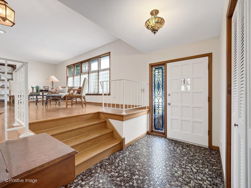 4613 W 105th Street Oak Lawn IL 60453