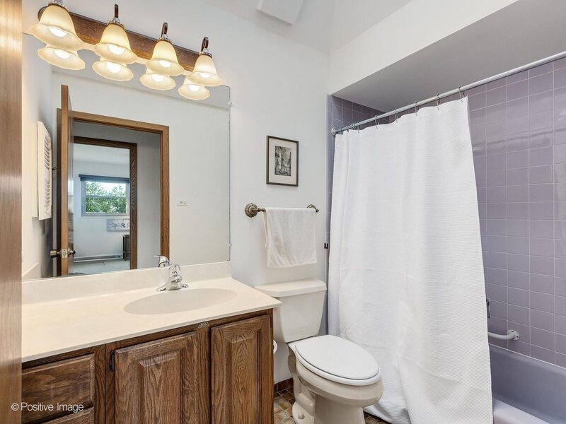 4613 W 105th Street Oak Lawn IL 60453