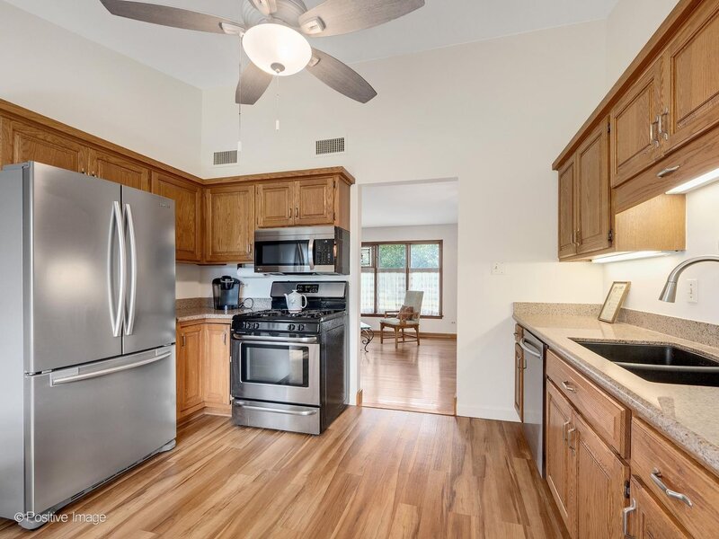 4613 W 105th Street Oak Lawn IL 60453