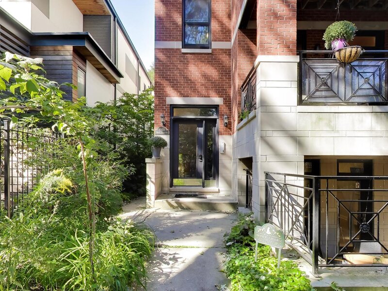 6100 N Hermitage Avenue Chicago IL 60660