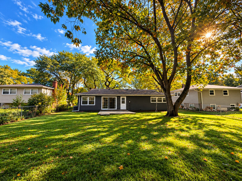 1413 Swallow Street Naperville IL 60565