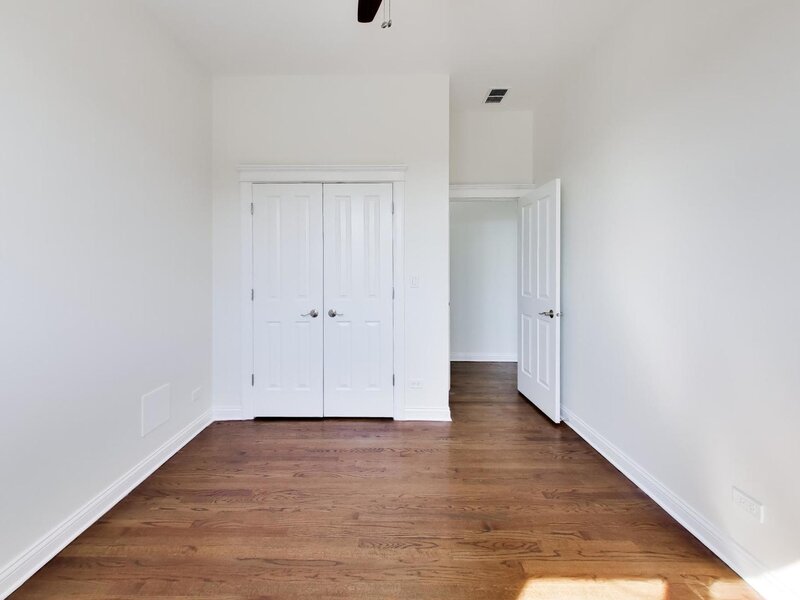3056 N Clybourn Avenue Chicago IL 60618