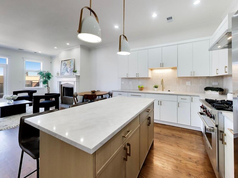 3056 N Clybourn Avenue Chicago IL 60618