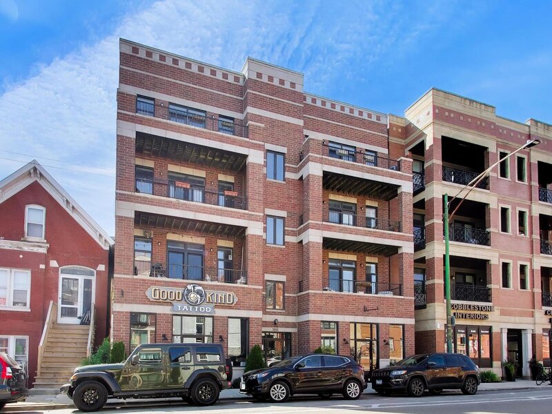 3056 N Clybourn Avenue Chicago IL 60618