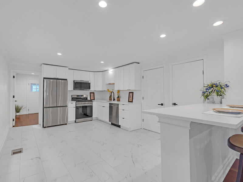 1407 W Fuller Street Chicago IL 60608
