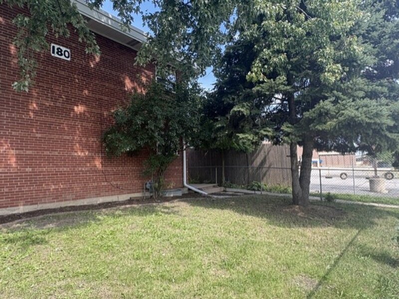 180 E Northwest Highway Des Plaines IL 60016