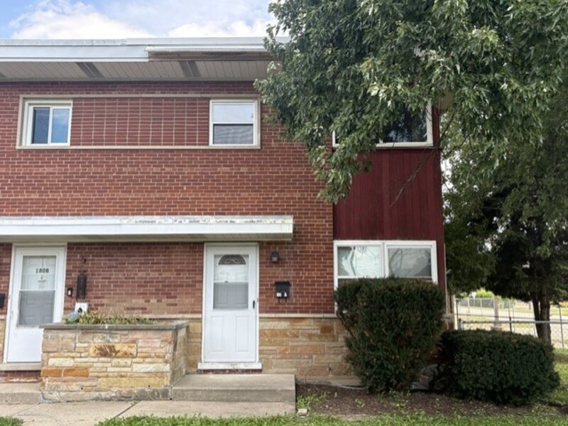 180 E Northwest Highway Des Plaines IL 60016