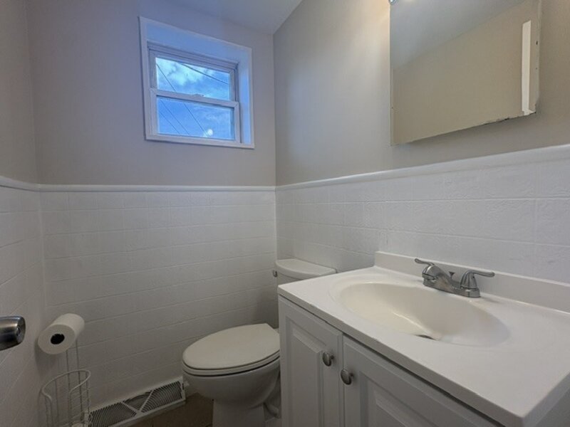 180 E Northwest Highway Des Plaines IL 60016