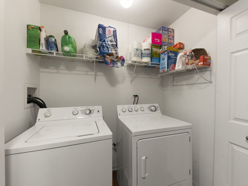 1105 Village Center Parkway Aurora IL 60506