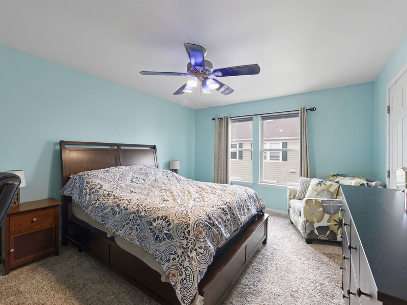 1105 Village Center Parkway Aurora IL 60506
