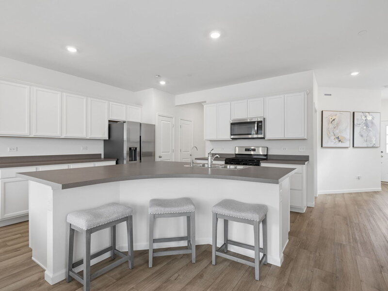 2245 Horseshoe Circle Naperville IL 60564