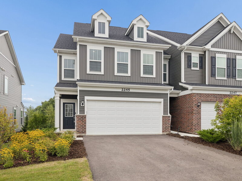 2245 Horseshoe Circle Naperville IL 60564