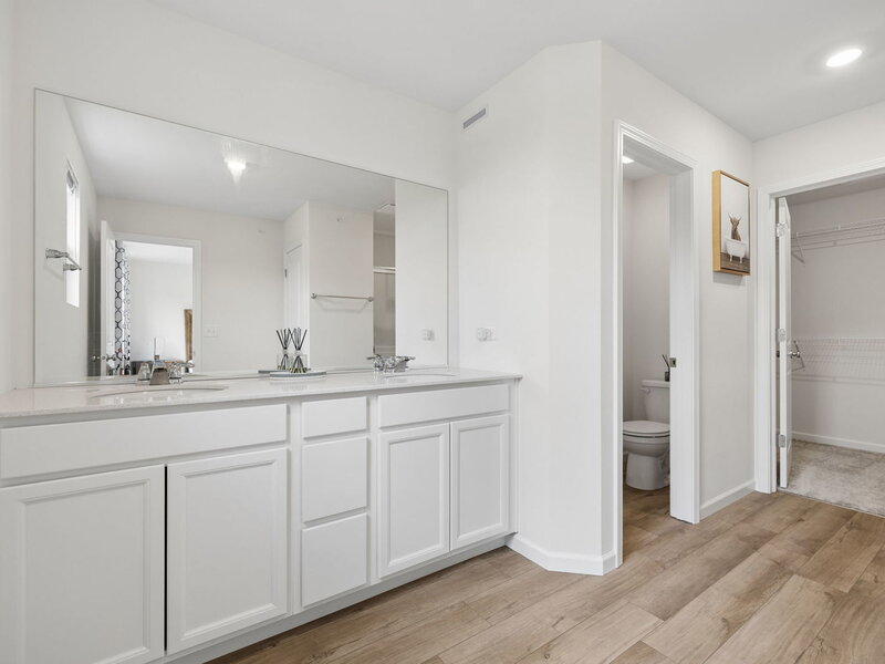 2245 Horseshoe Circle Naperville IL 60564