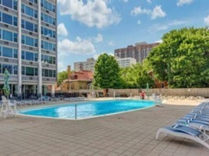 4250 N Marine Drive Chicago IL 60613