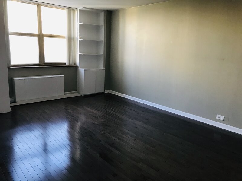 40 E Cedar Street Chicago IL 60611