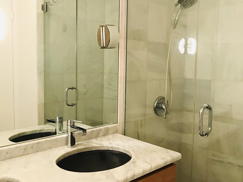 40 E Cedar Street Chicago IL 60611