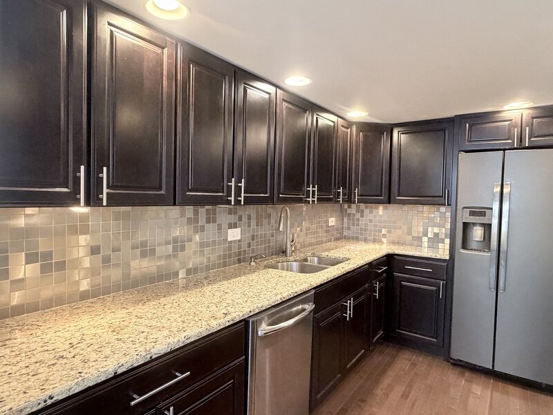 40 E Cedar Street Chicago IL 60611