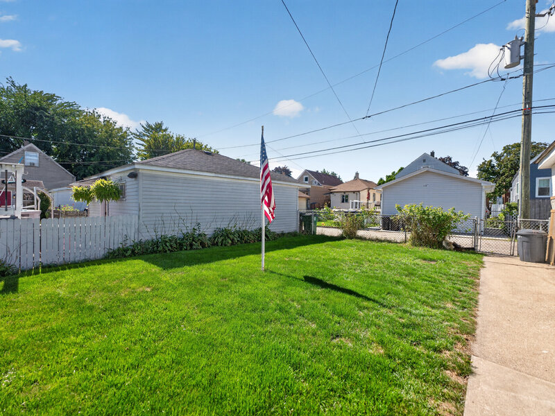 1224 Gunderson Avenue Berwyn IL 60402
