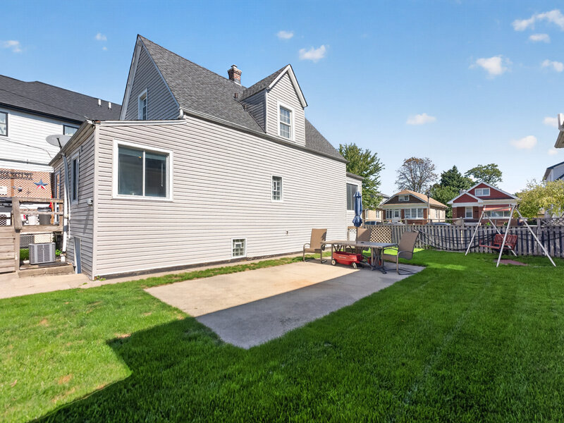 1224 Gunderson Avenue Berwyn IL 60402