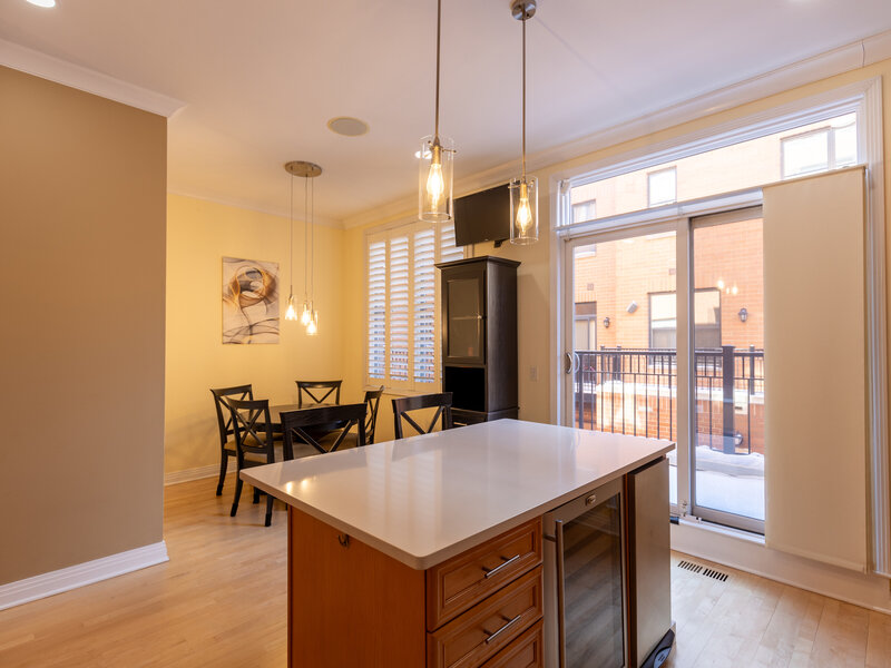1125 W Monroe Street Chicago IL 60607