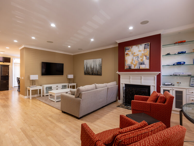 1125 W Monroe Street Chicago IL 60607