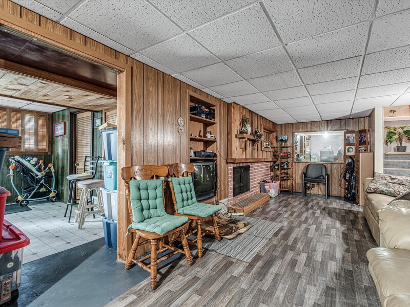 4550 Sheridan Street Davenport IA 52806
