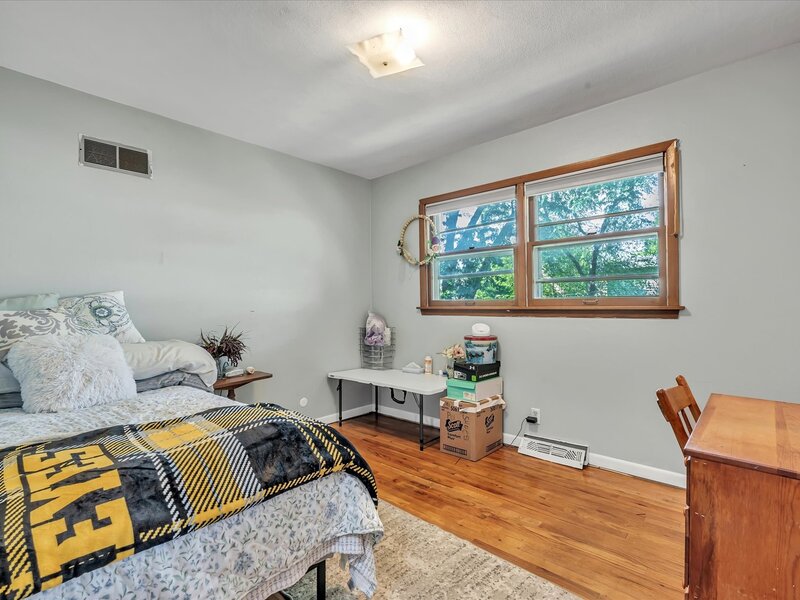 4550 Sheridan Street Davenport IA 52806