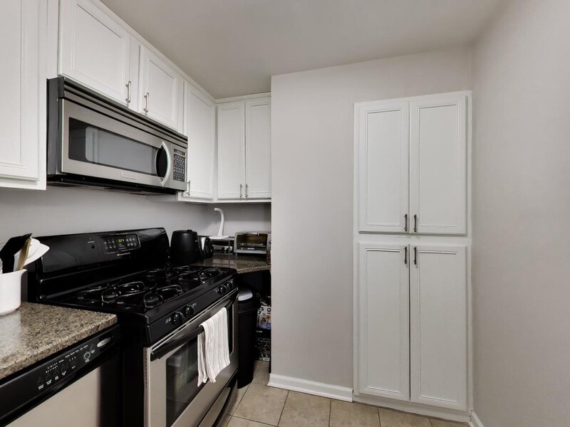3200 N Lake Shore Drive Chicago IL 60657